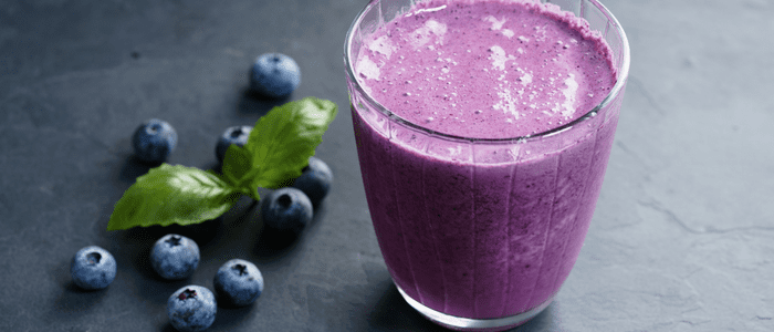 berry smoothie adding chia seeds to your diet